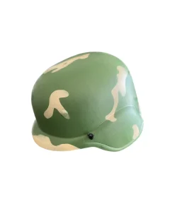 Militærhjelm og uzi, børn