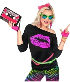The 80s fashion bluse